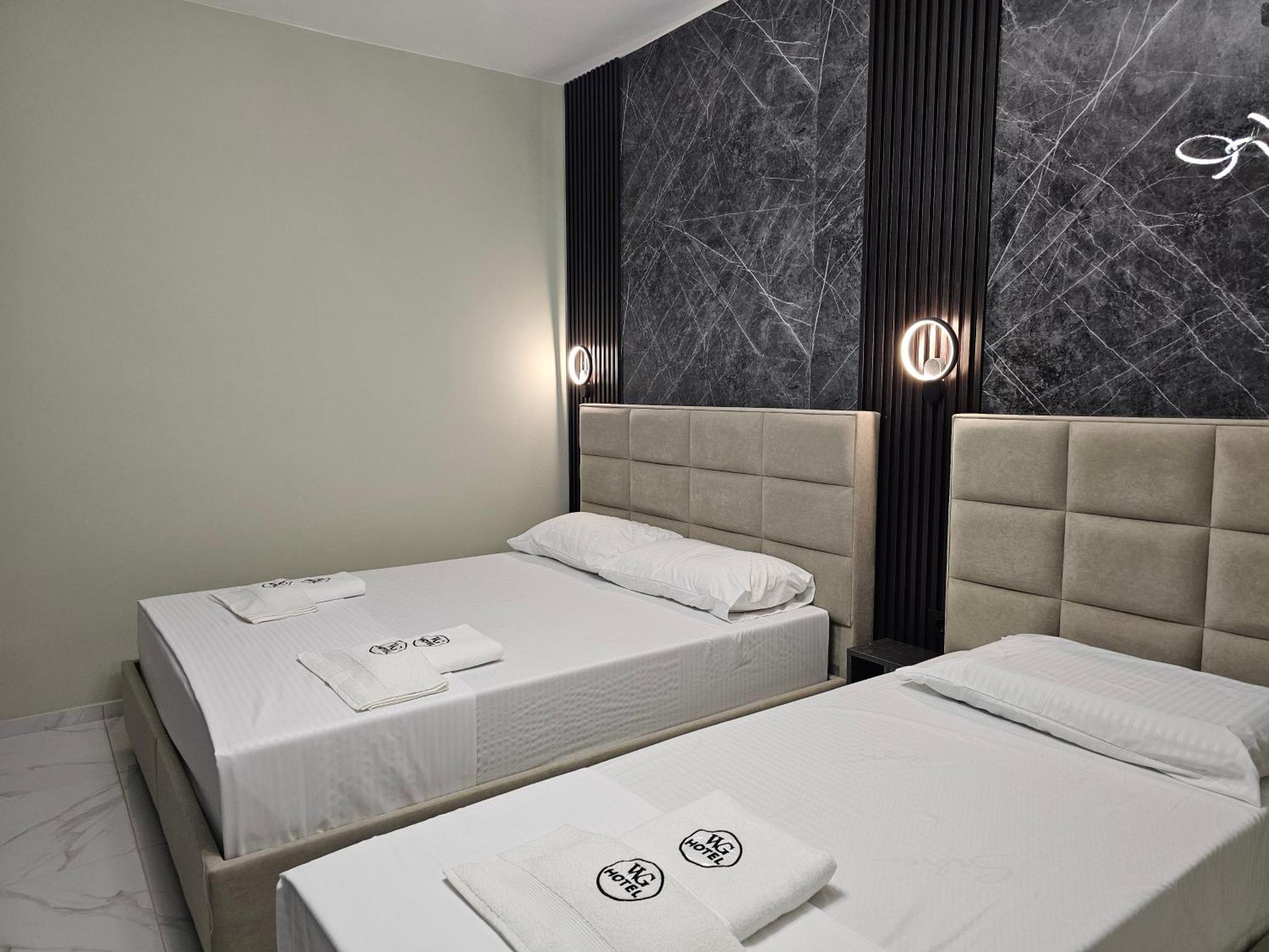 Wg Hotel Εξαμίλιο Εξωτερικό φωτογραφία