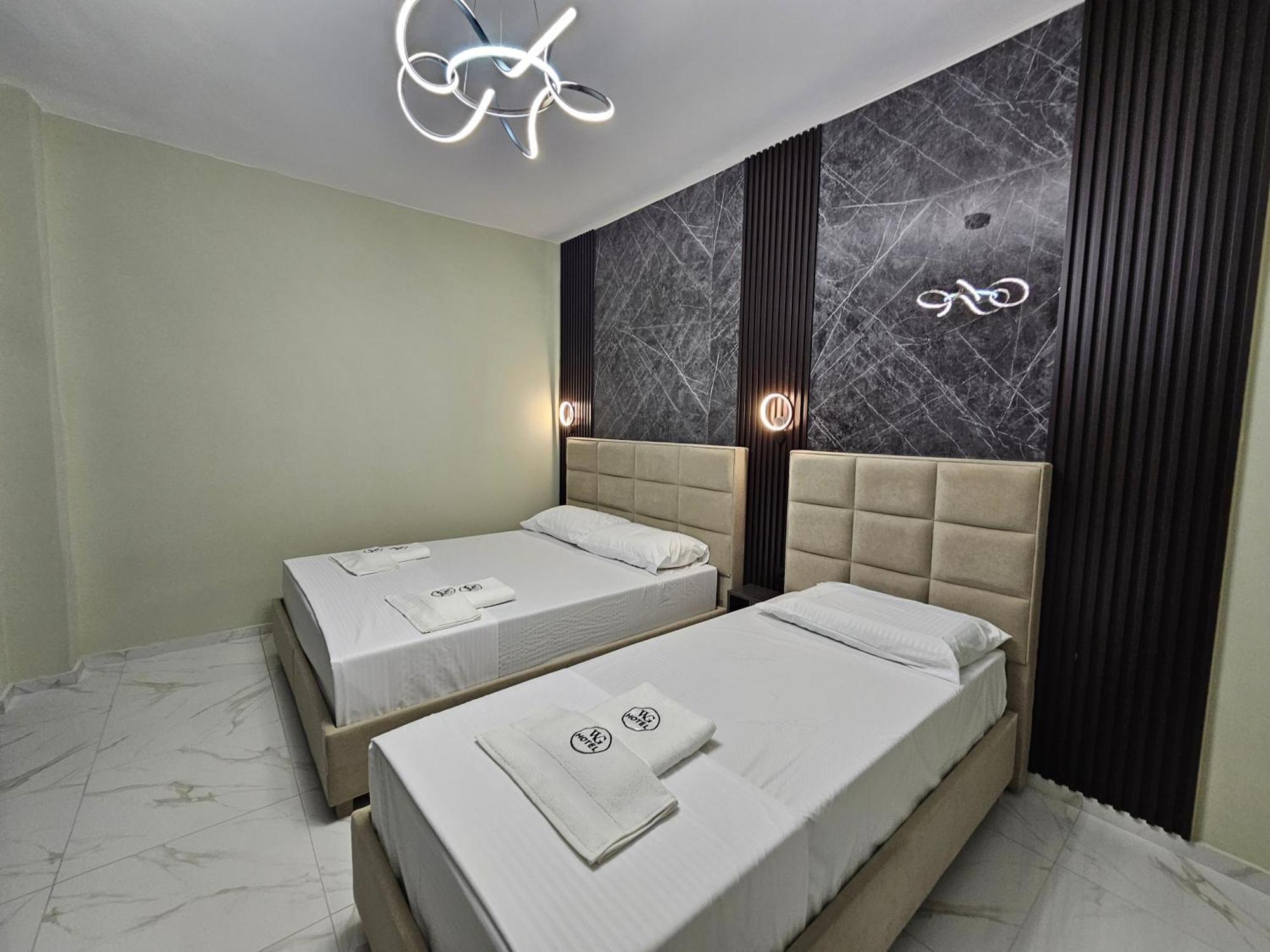 Wg Hotel Εξαμίλιο Εξωτερικό φωτογραφία